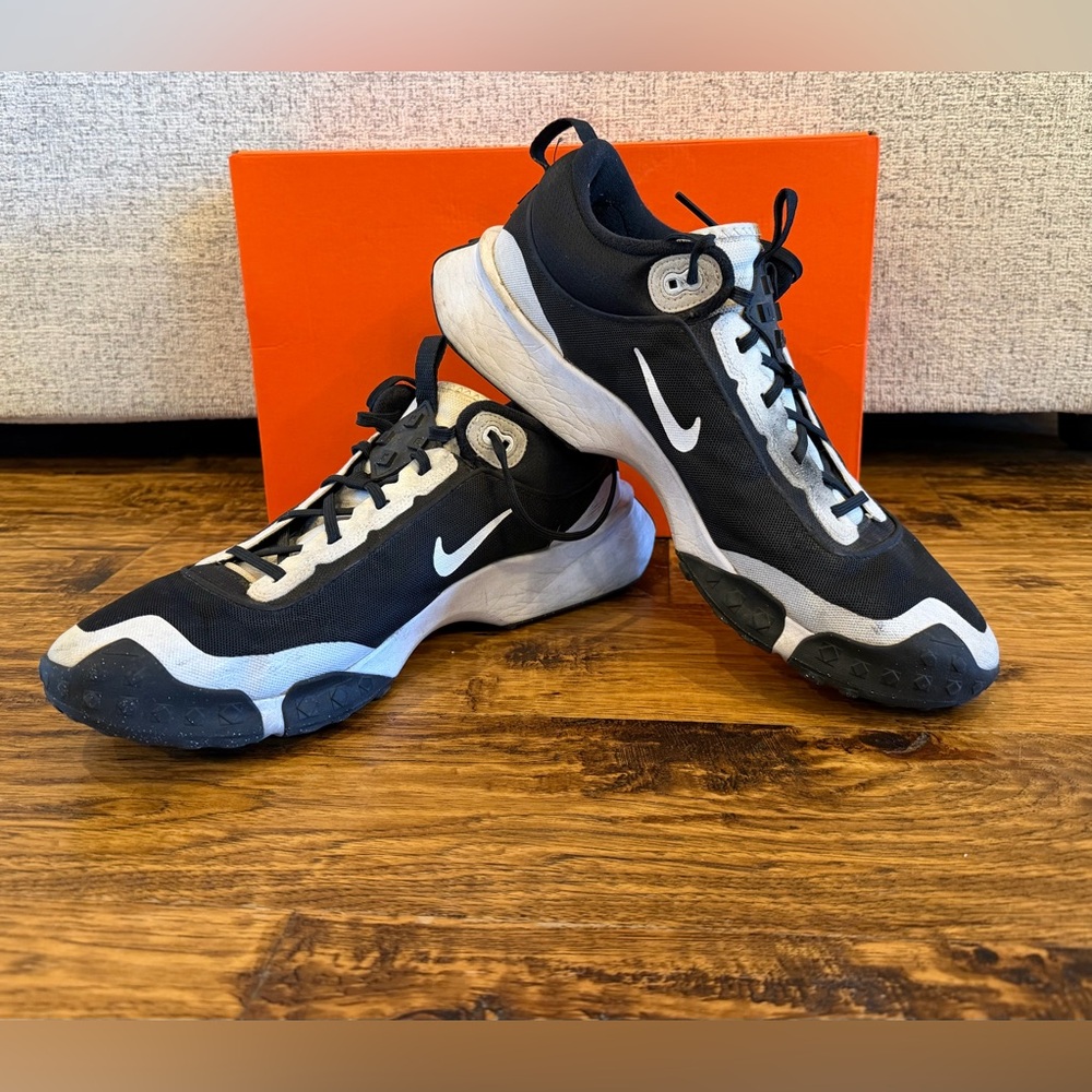 Baseball Turfs: Nike Air Diamond Varsity Turf Black/White, Men’s size 14